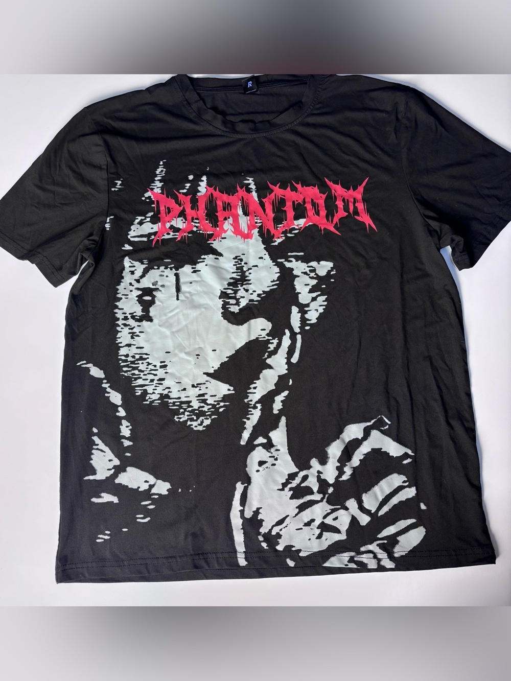 ROMWE Black Tee with Hot Pink Graphic Logo
